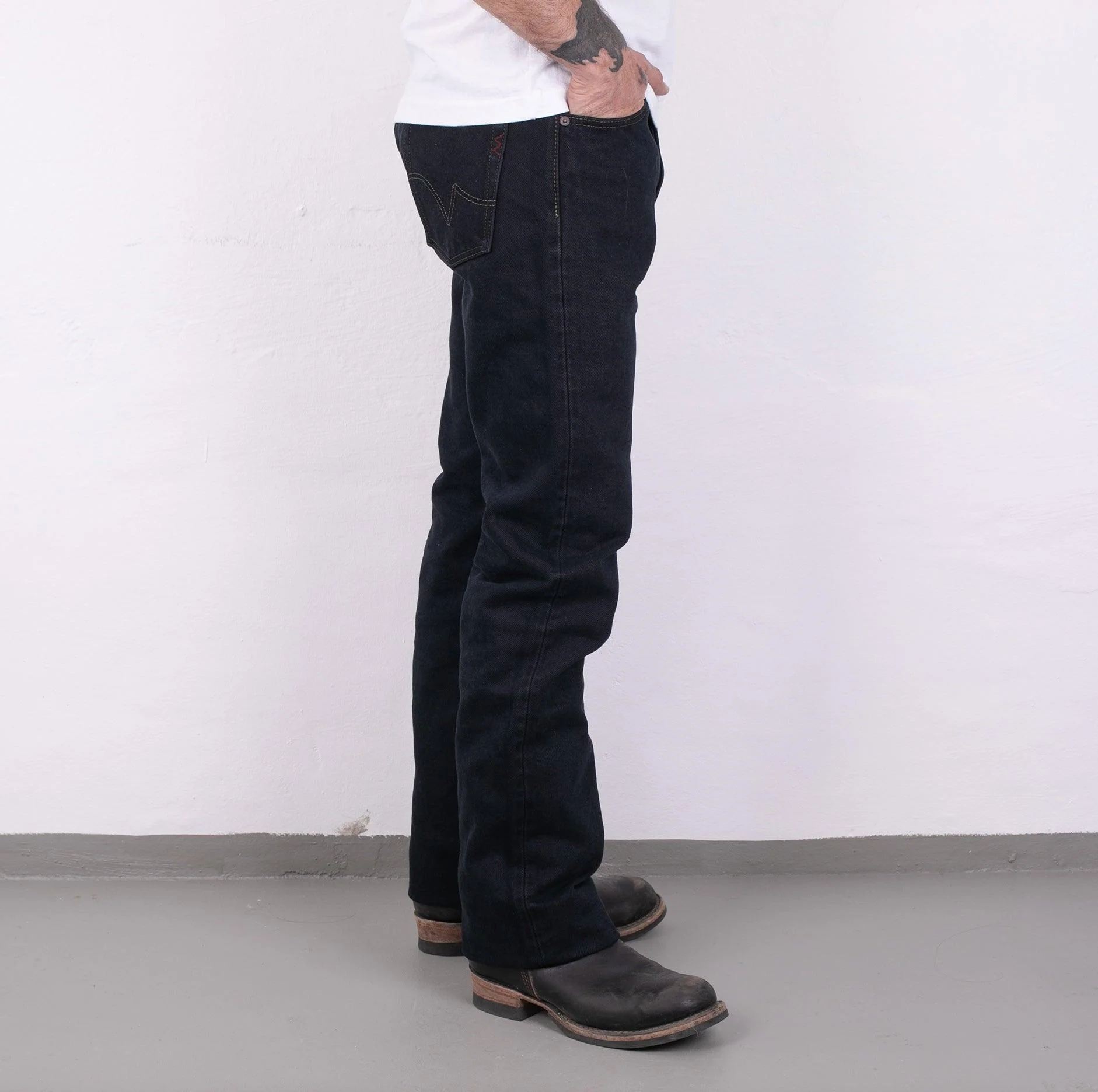 IH-634S-B - 21oz Selvedge Denim Straight Cut Jeans - Indigo Overdyed Black - Image 4