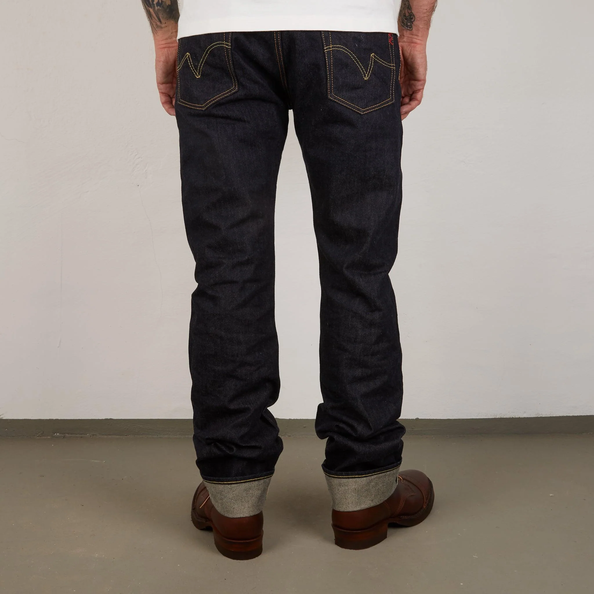 IH-666S-142 - 14oz Selvedge Denim Slim Straight Cut Jeans - Indigo - Image 5