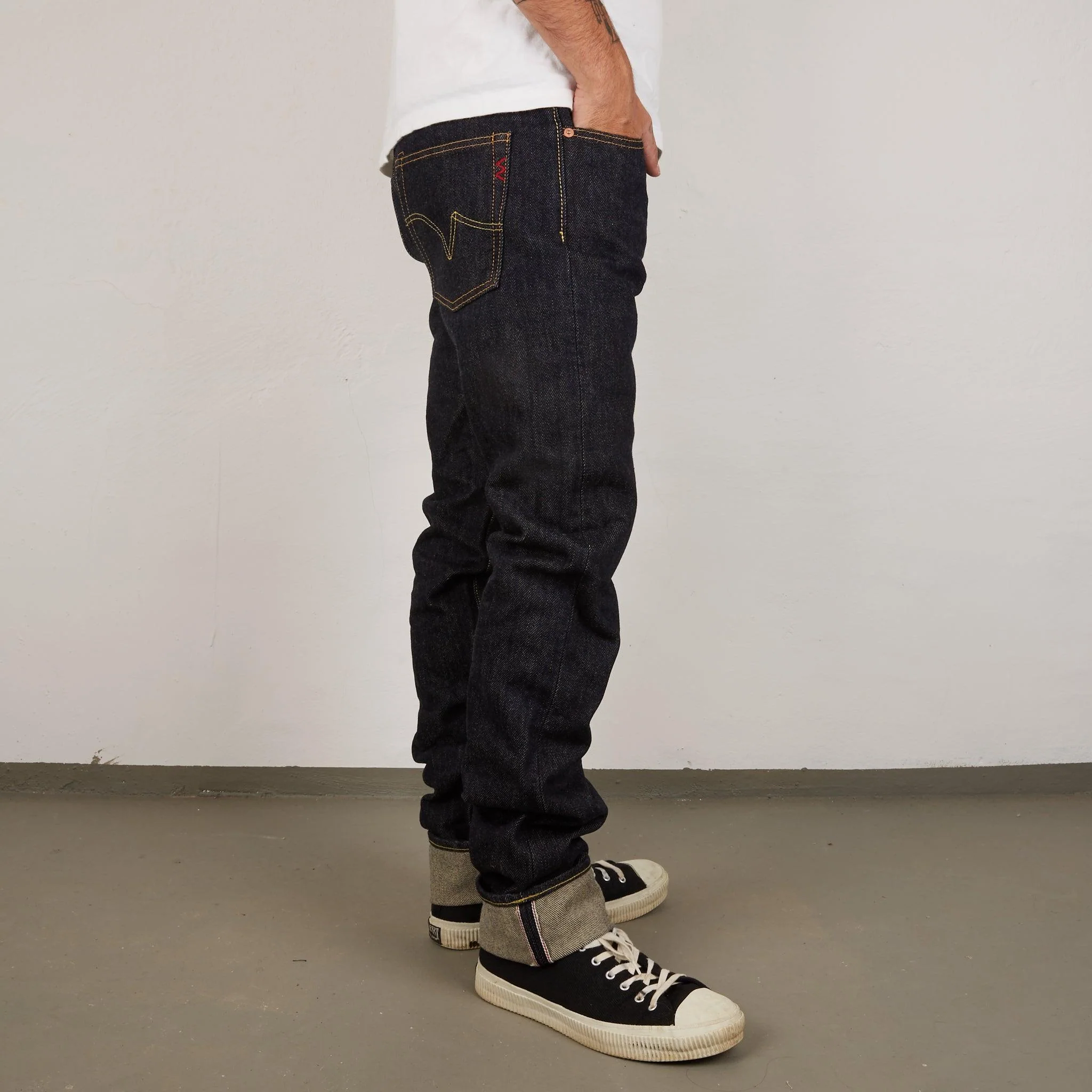 IH-777S-21 - 21oz Selvedge Denim Slim Tapered Jeans - Indigo - Image 3