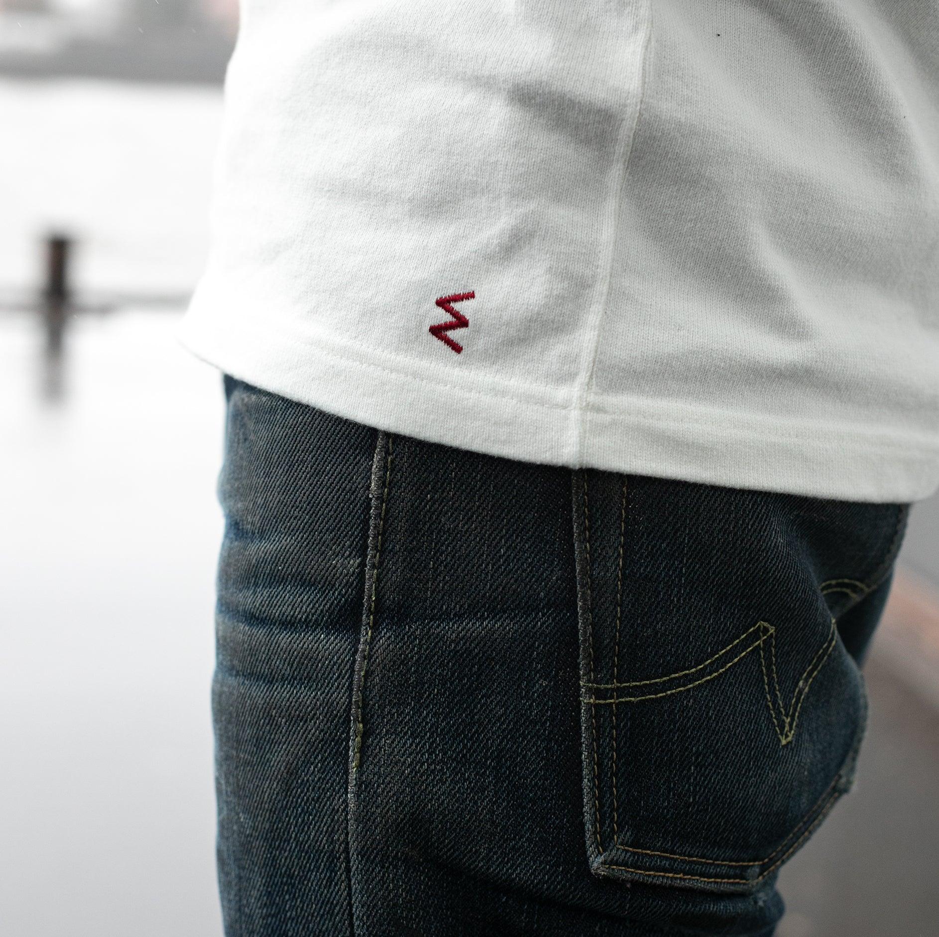IHT-1600-WHT - 11oz Crew Neck T-Shirt - White - Image 3