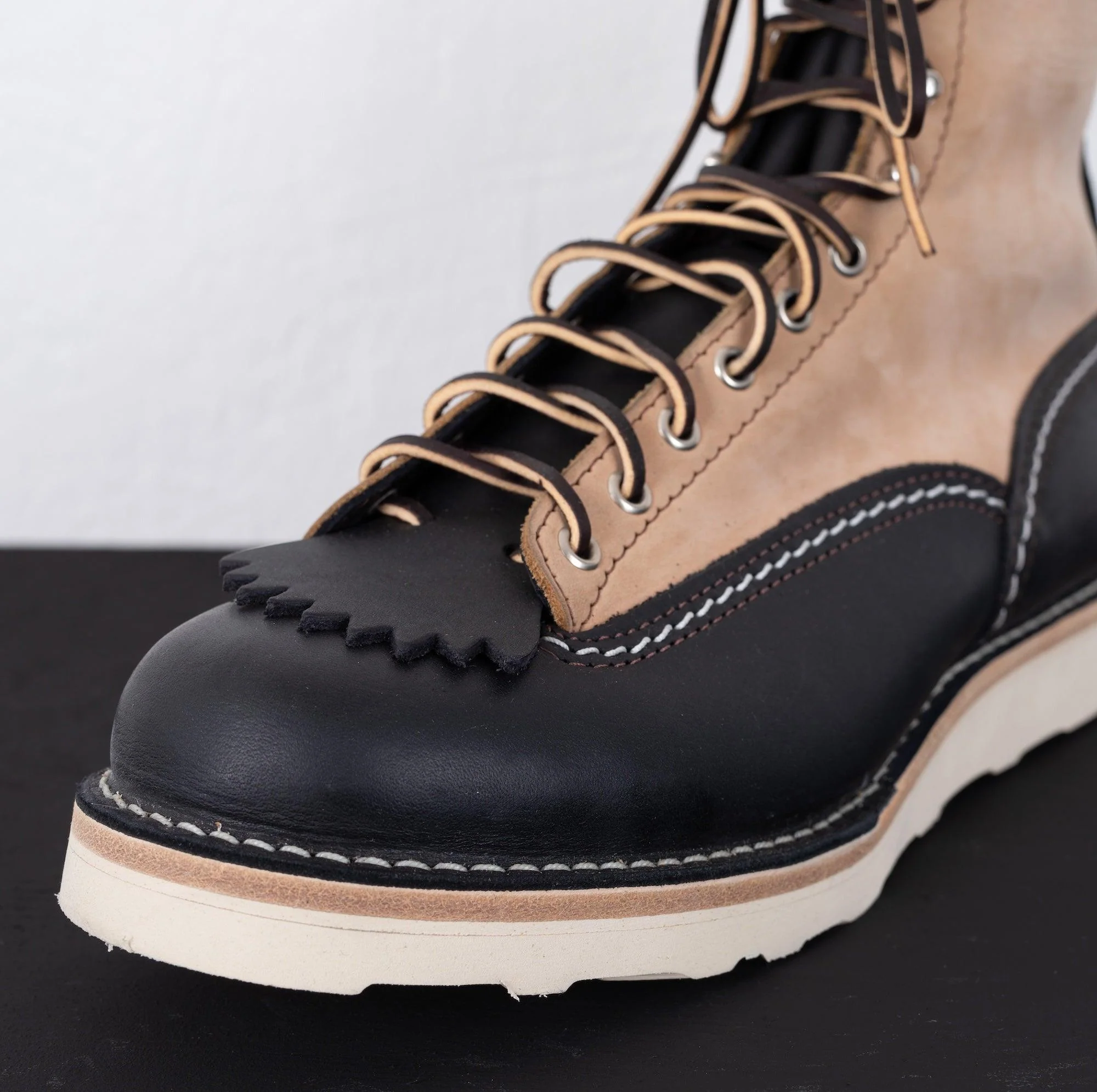 WE-BKBE1084014-NAT - Lace-To-Toe Custom JOBMASTER - Black/Natural - Image 3